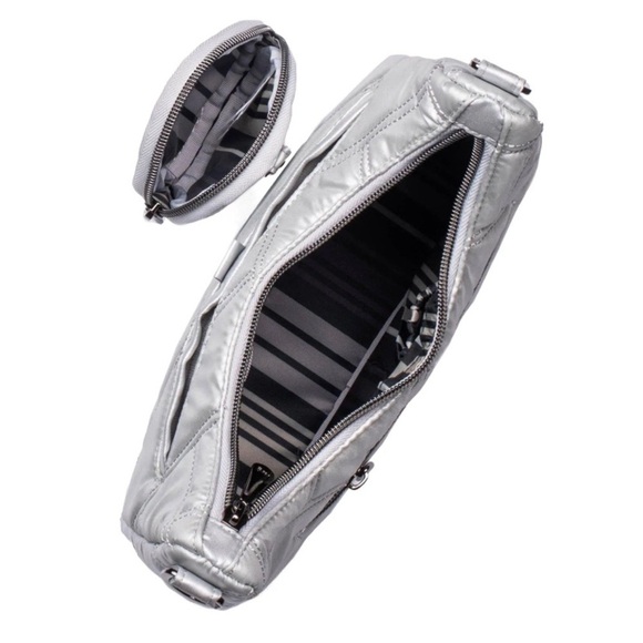 NWT Lug Curtsy Mini Crossbody Shoulder Purse Metallic Silver - Picture 5 of 8